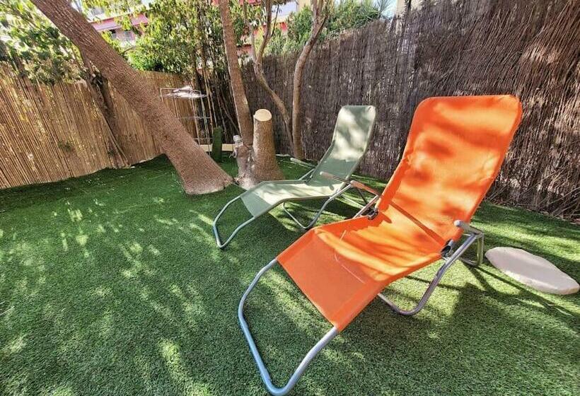 Parking Privé + Jardin + Clim Proche Plage & Resto