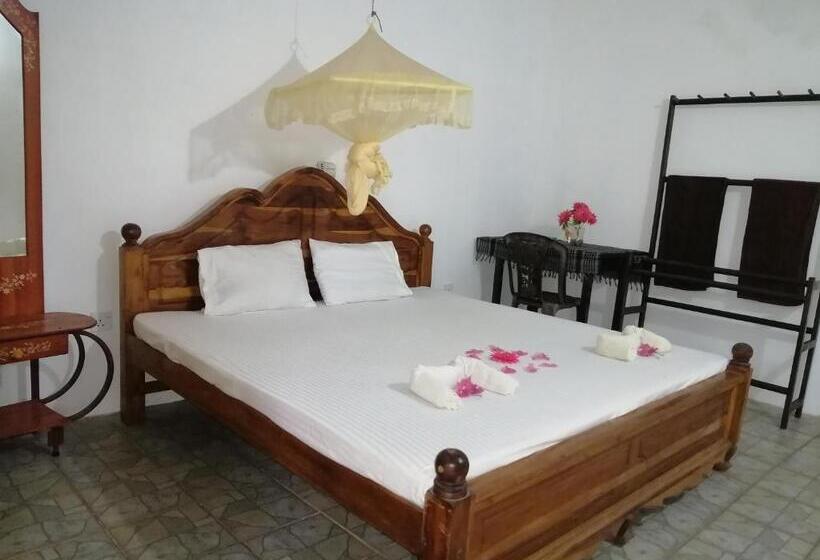 פנסיון Diluna Guest House Hikkaduwa