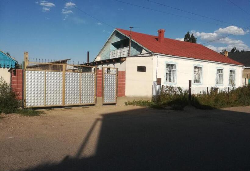 پانسیون Guest House Liliya