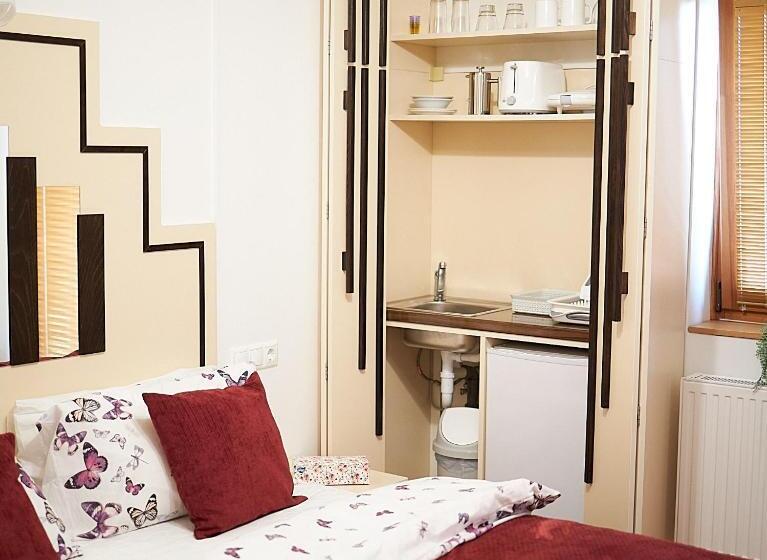 פנסיון Klaudia Vendégház