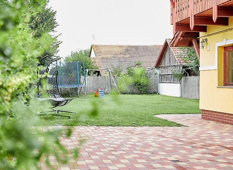 פנסיון Klaudia Vendégház