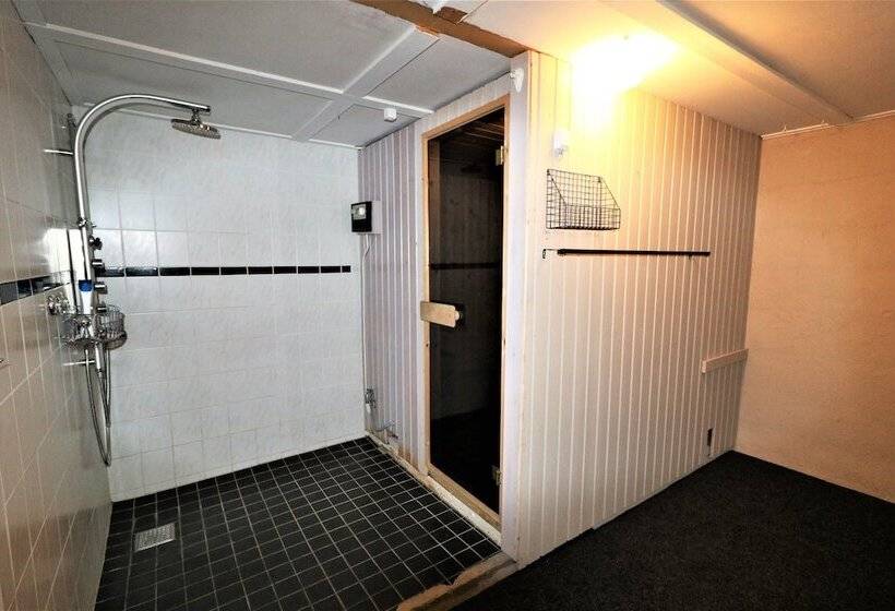 פנסיון Ribo Apartment Arctic