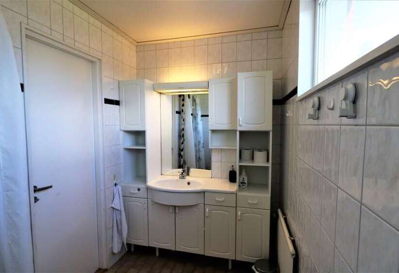 פנסיון Ribo Apartment Arctic