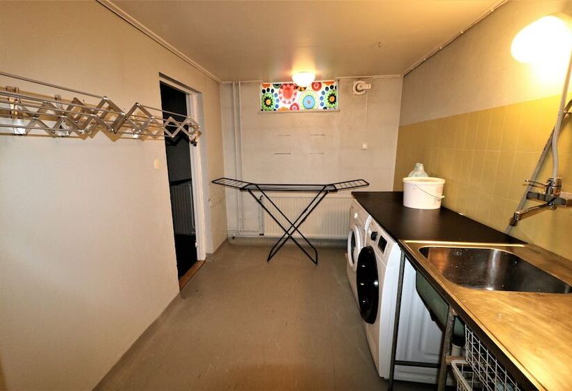 פנסיון Ribo Apartment Arctic