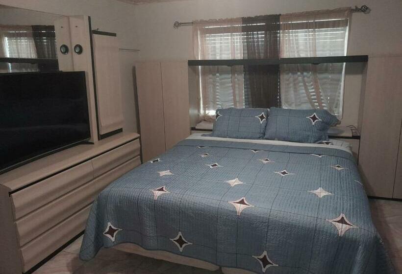 Small S Cozy Rest 5 Dock Available 2 Bedroom