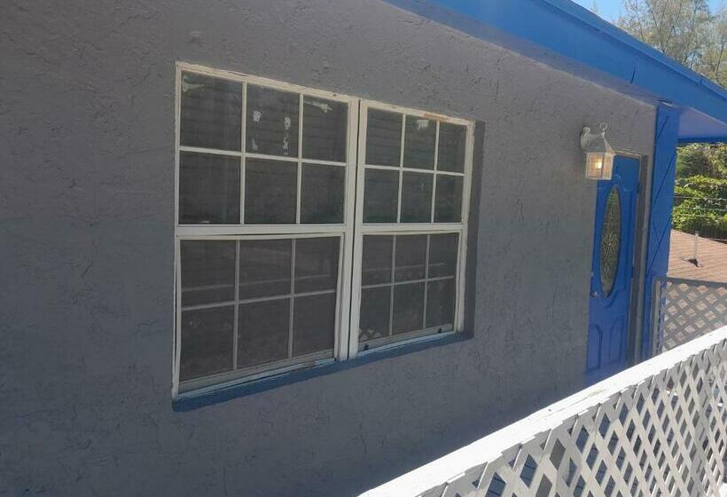 Small S Cozy Rest 5 Dock Available 2 Bedroom