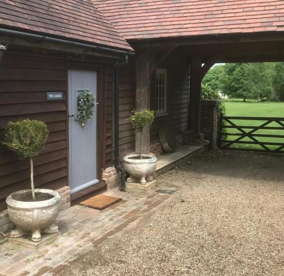 The Lodge At Briar House