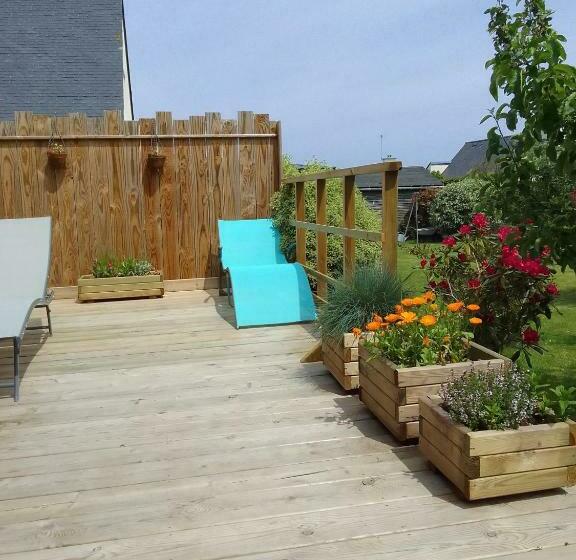 Tiny House Dans Jardin Arboré