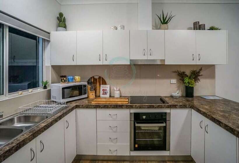 Zen Hideaway Cozy 2br Modern Unit