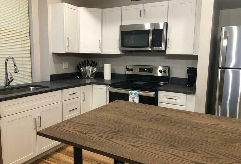 205 New Downtown Living