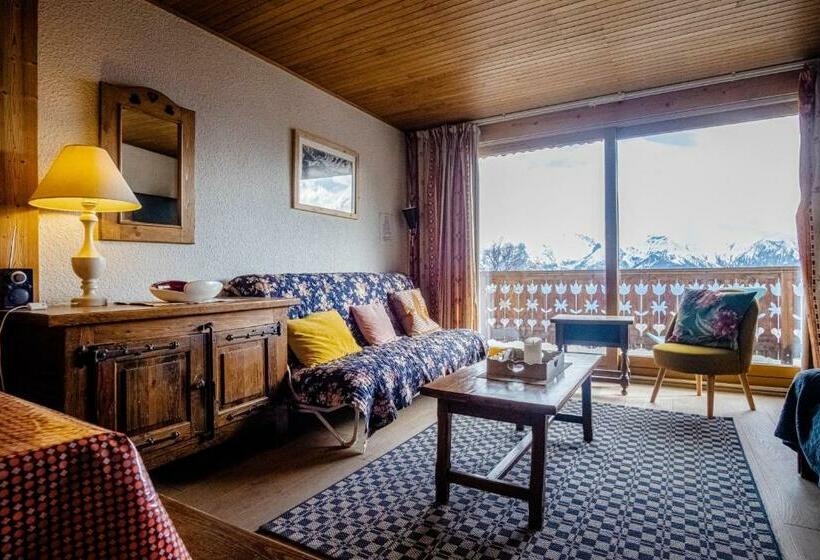 Apartment With A Balcony And Superb View   Huez   Welkeys