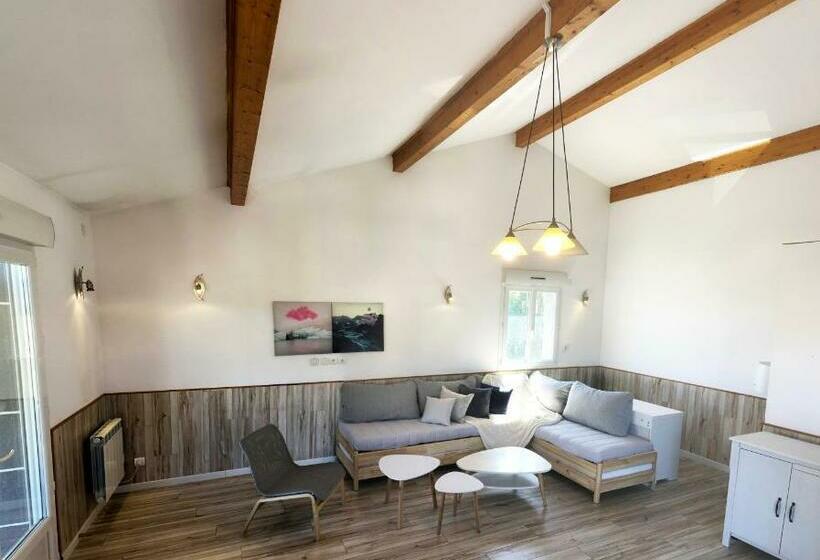 Appartement Lumineux Avec Grande Terrasse