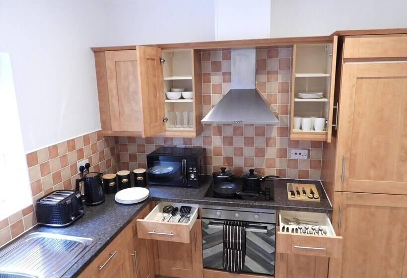 Beautiful 2 Bed Apartment In Poulton Le Fylde