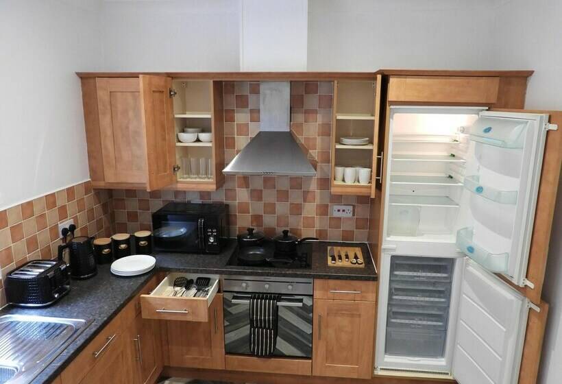 Beautiful 2 Bed Apartment In Poulton Le Fylde