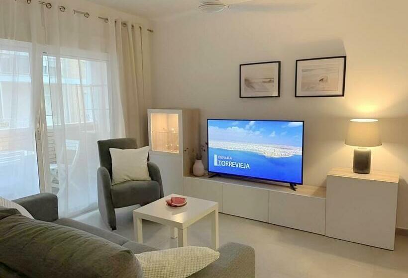 C. Del Mar   De Luxe Apartament Centrum Torrevieja