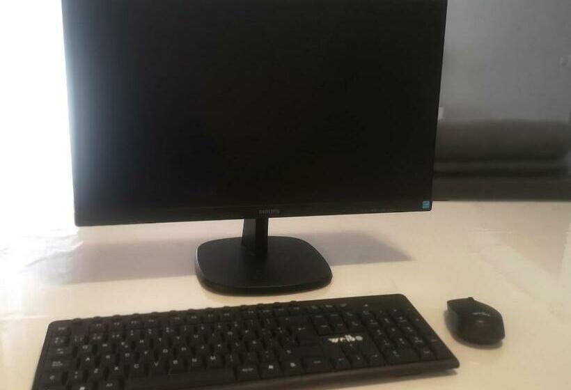 C. Del Mar   De Luxe Apartament Centrum Torrevieja