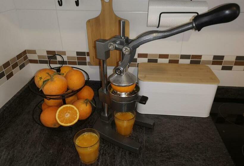 C. Del Mar   De Luxe Apartament Centrum Torrevieja