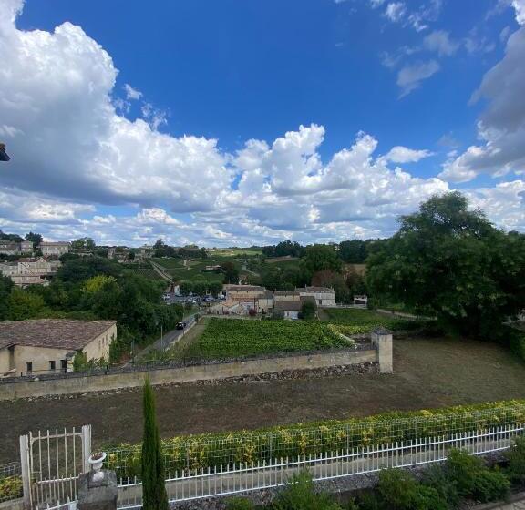 La Madeleine, Nichée Au Cœur De Saint émilion