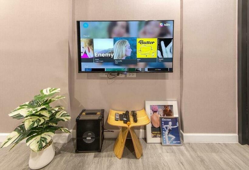 Sunny Afternoon Pool Villa ~ Hua Hin