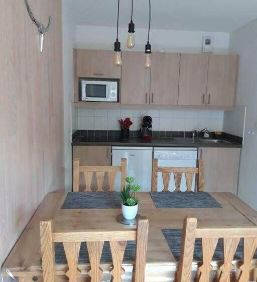 T2 Les Orres 1800 Pied Des Pistes Avec Piscine