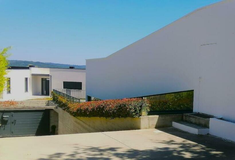 Villa Con Piscina Y Jardín, Santiago De Compostela