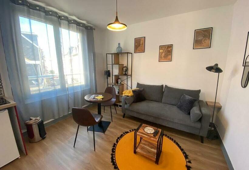 3  Au Pied Des Falaises Du Tréport à 50m De La Plage