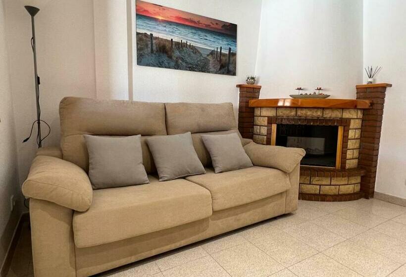 Acogedor Apartamento A Escasos Metros De La Playa