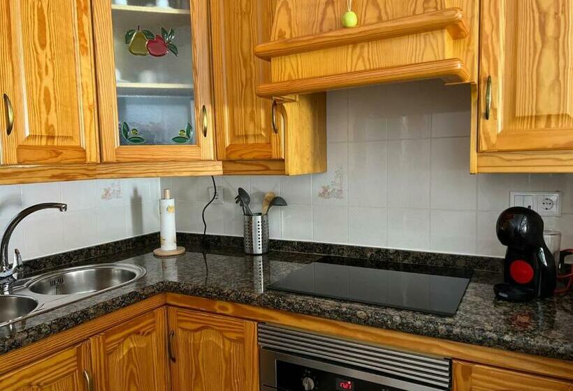 Acogedor Apartamento A Escasos Metros De La Playa