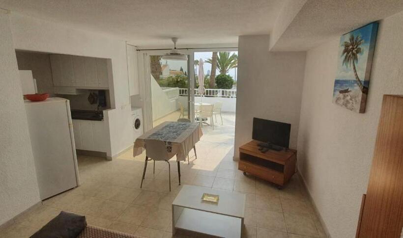 Apartamento En Edificio Villaflor San Eugenio Bajo Vistas Al Mar