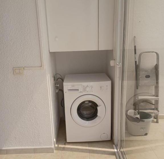 Apartamento En Edificio Villaflor San Eugenio Bajo Vistas Al Mar