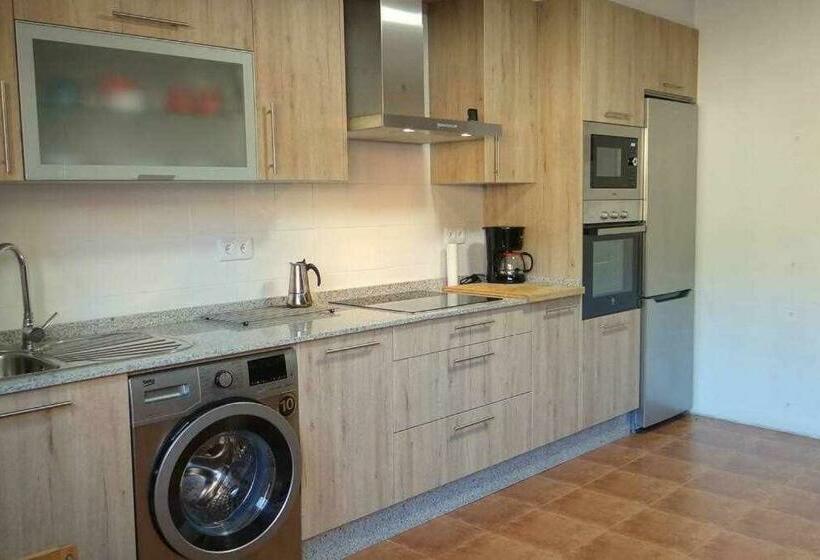 Cuberto Darriba Casa Restaurada En Canedo