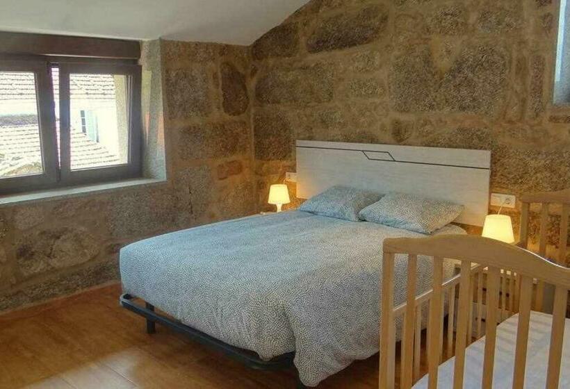 Cuberto Darriba Casa Restaurada En Canedo