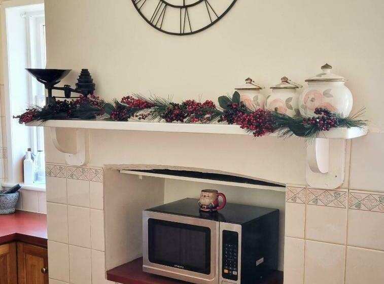 Charming 100 Yr Old Cottage In The Heart Of Moonta