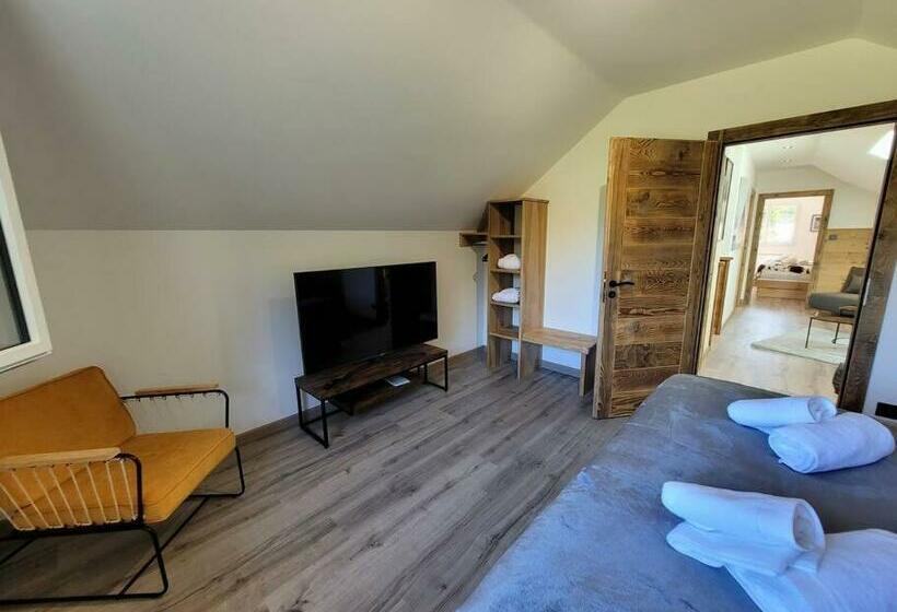 La Cabane Des écureuils