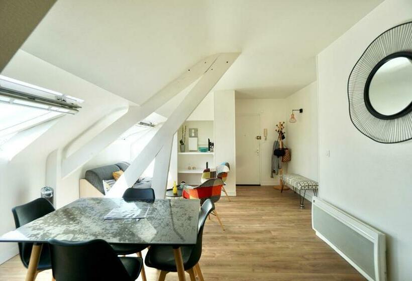 La Lucarne Au Centre Ville Avec Parking Privé Et Ascenseur