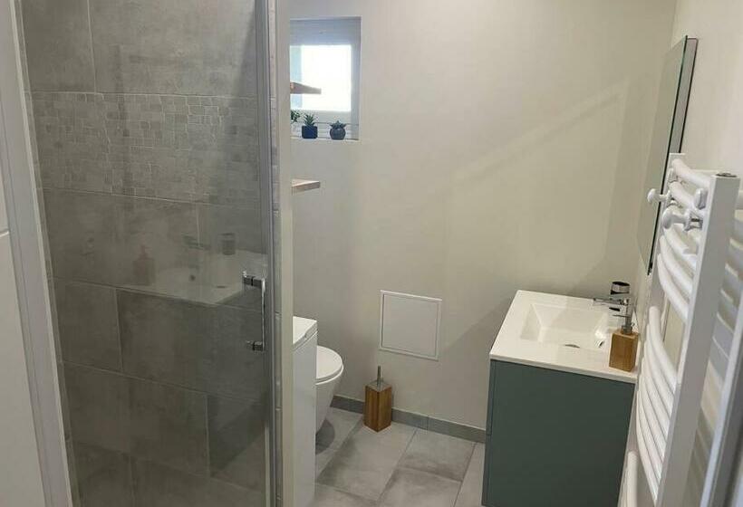 Le P Tit Montjoux   Appart Avec Jardin Proche Gare