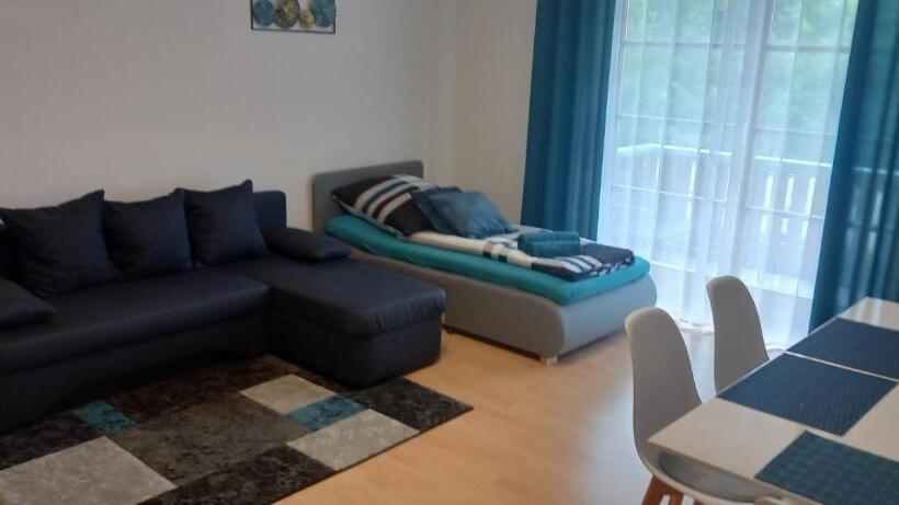 Ferienwohnung Mit Balkon