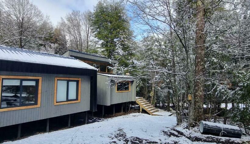 Refugio Piren, Corralco, Hot Tub Y Nieve