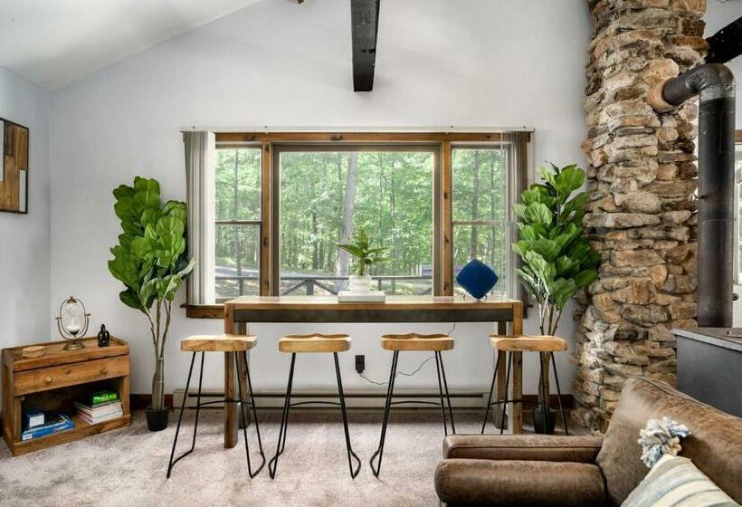 River Access Cabin W Hot Tub Kayaks Wifi Grill