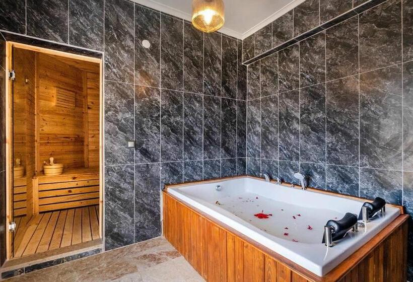 Sessiz Sakin Manzaralı Sauna Ve Jakuzili,müstakil Havuzlu Villa