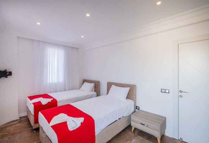 Sessiz Sakin Manzaralı Sauna Ve Jakuzili,müstakil Havuzlu Villa