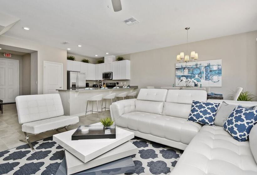 Stunning 4 Bd W/ Gameroom Close To Disney 5110k