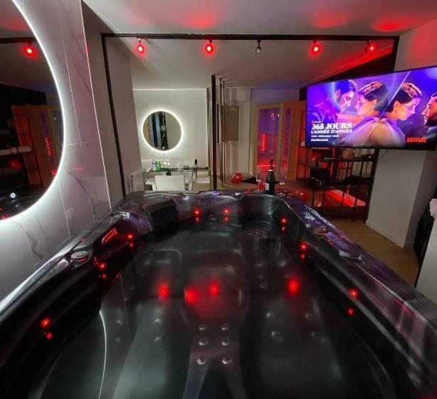 Suite & Spa Jacuzzi, Sauna, Lit King Size,netflix