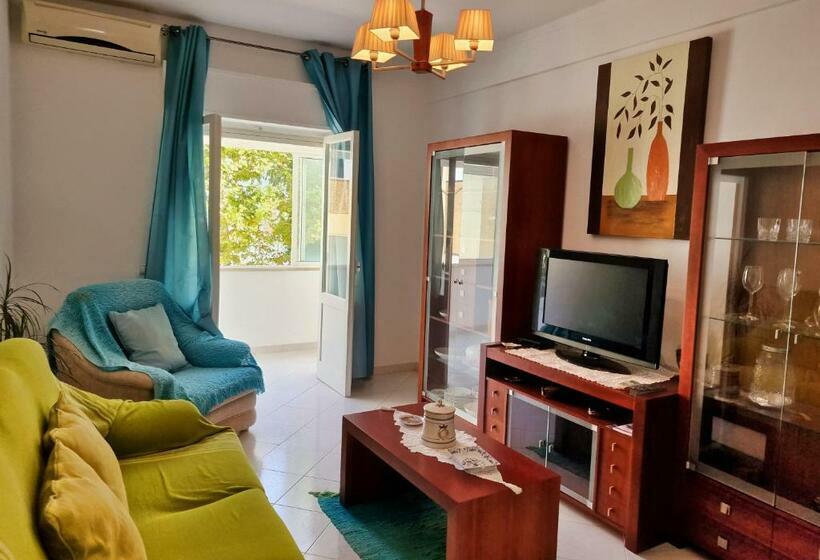 Tavira City Center 3br