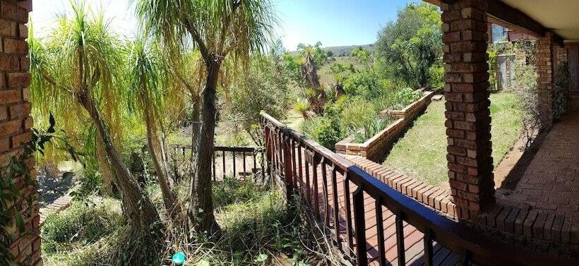 Acra Retreat, Mountain View Lodge