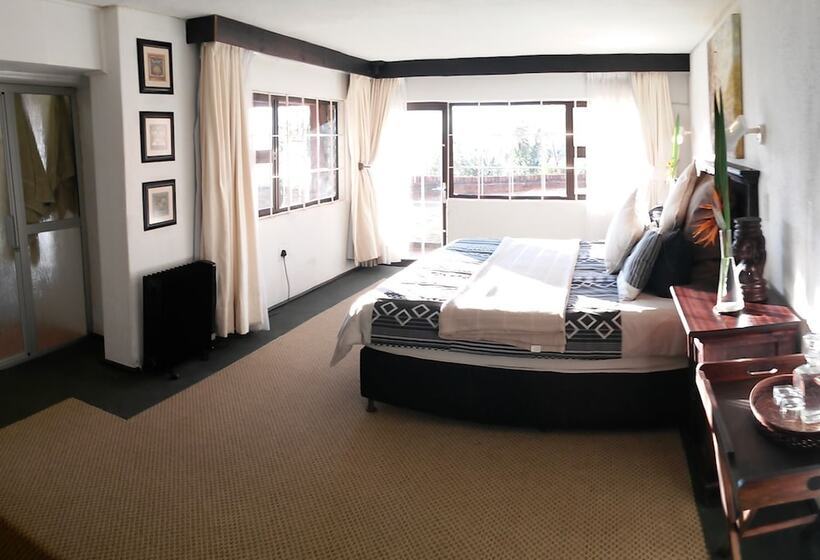 Acra Retreat, Mountain View Lodge