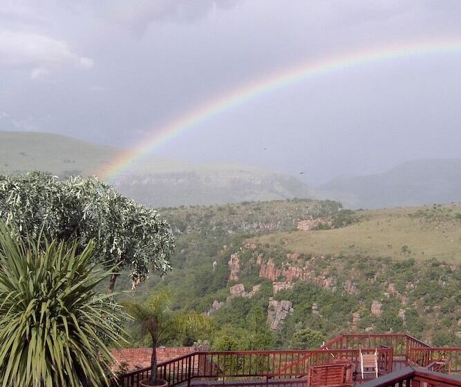 Acra Retreat, Mountain View Lodge