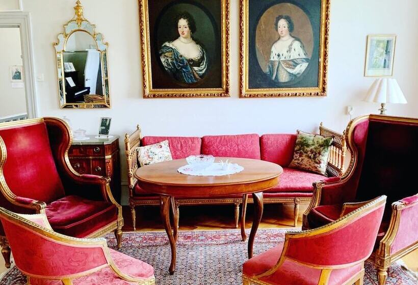 Drottning Victorias Hotell Och Vilohem