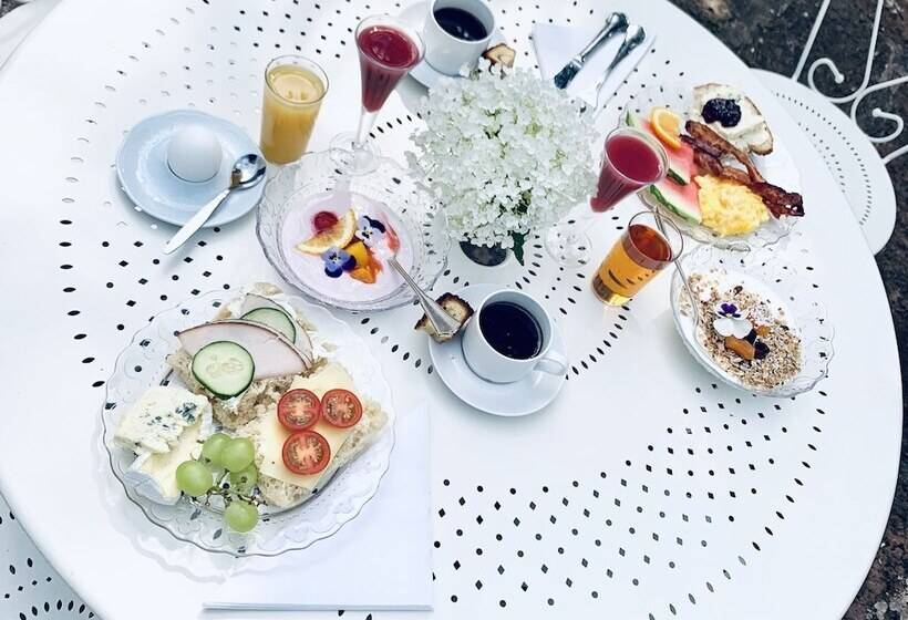 Drottning Victorias Hotell Och Vilohem