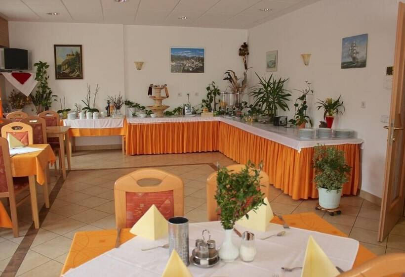 Garni Hotel Villa Tamara